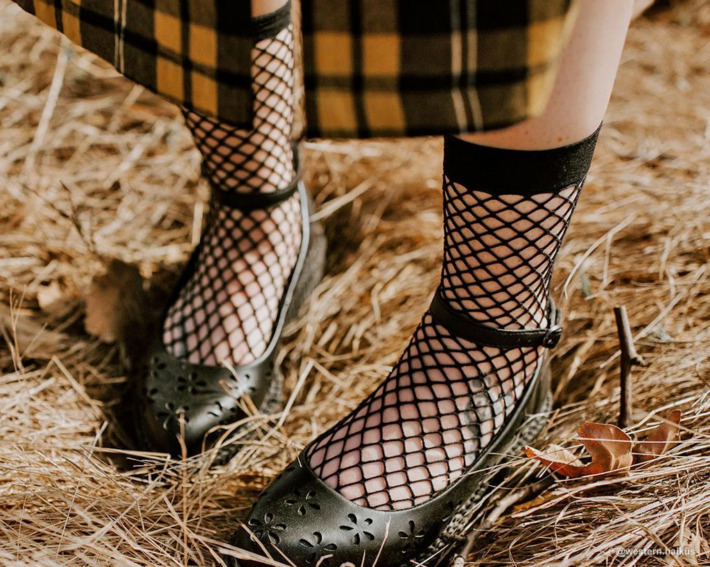 Black Fishnet Crew Sock - Image 4