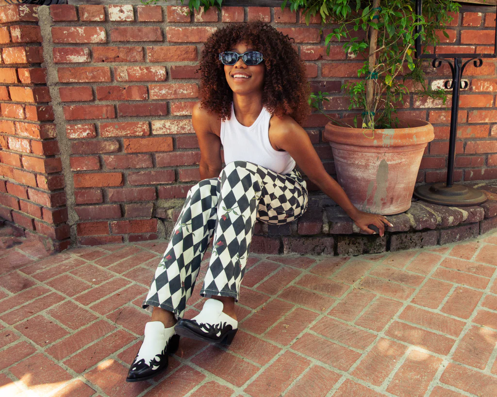 Black & White Flame Western Mule - Image 6