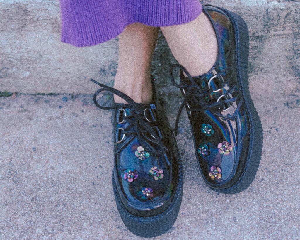 Black Haze Flower Viva Mondo Creeper - Image 2