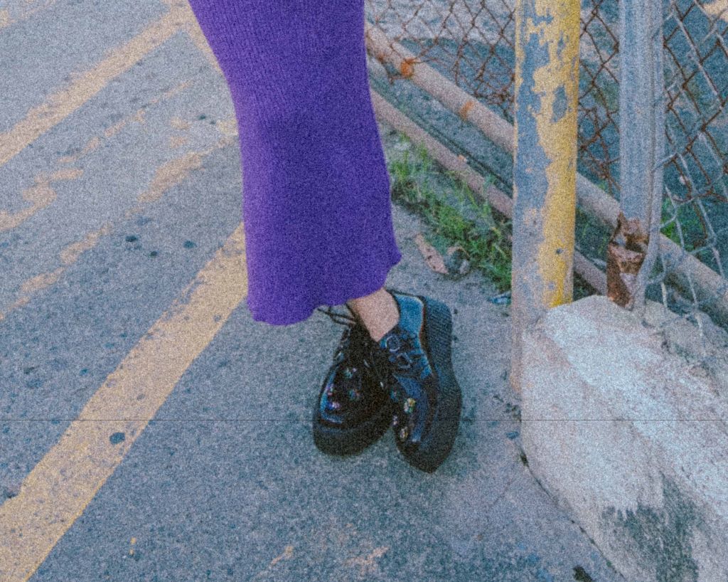 Black Haze Flower Viva Mondo Creeper - Image 7