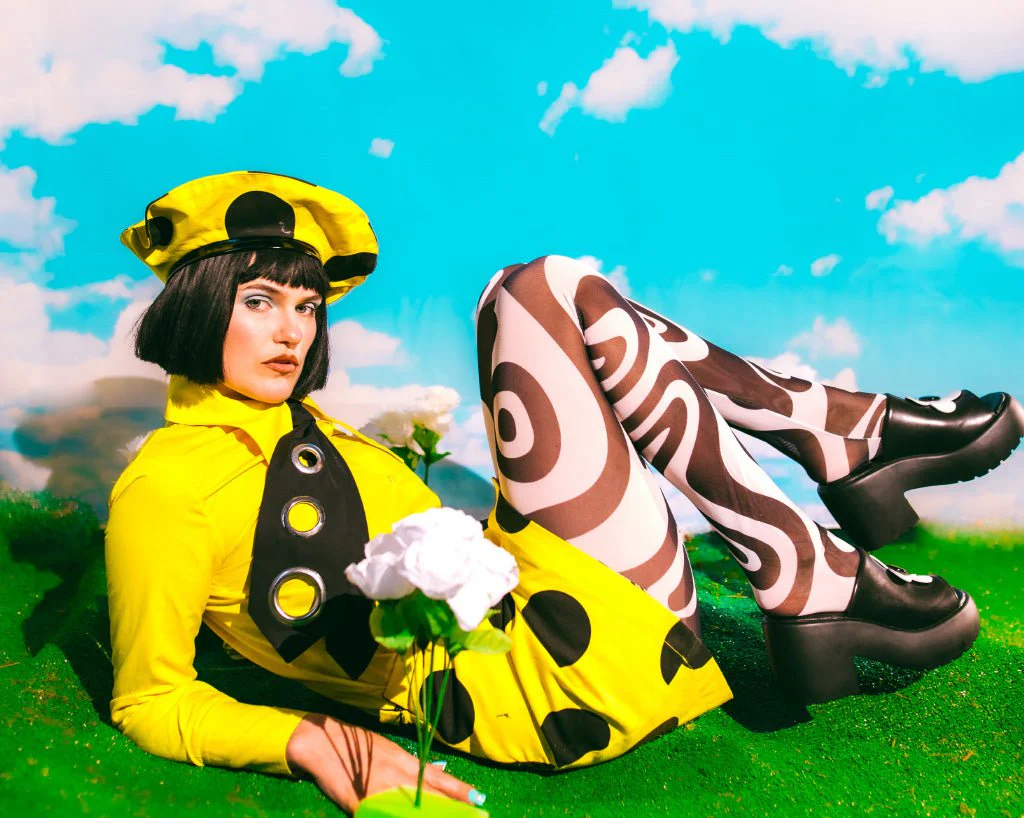 Black & White Daisy Bubble Mule - Image 6