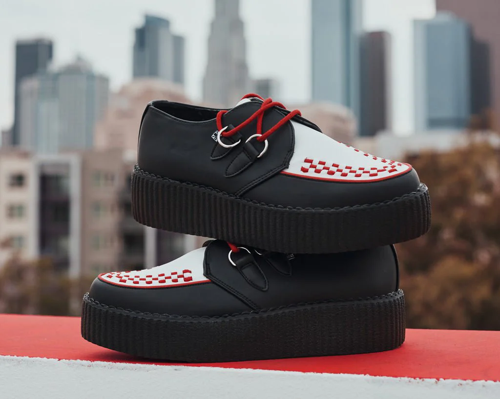 Black & White TUKskin™ Red Interlace Creeper - Image 8