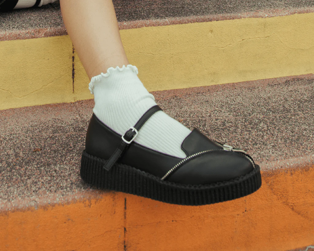 Black Zipper Viva Low Mary Jane - Image 7
