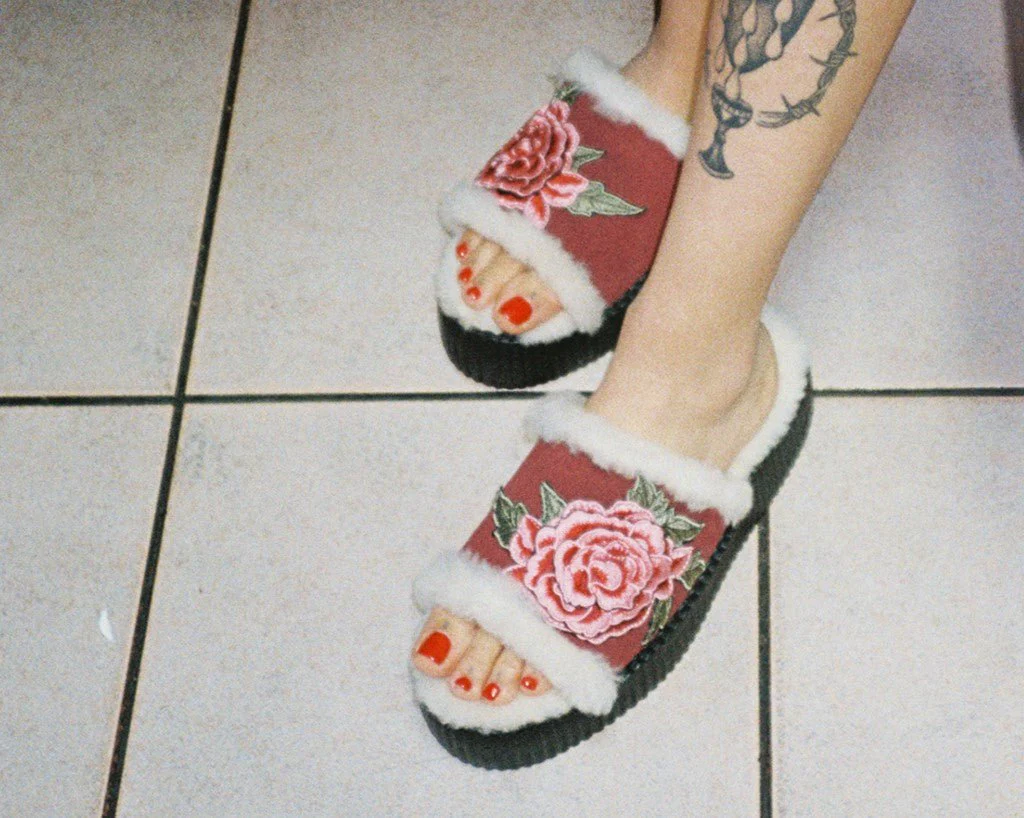 Burgundy Wool Flower Slide - Image 2