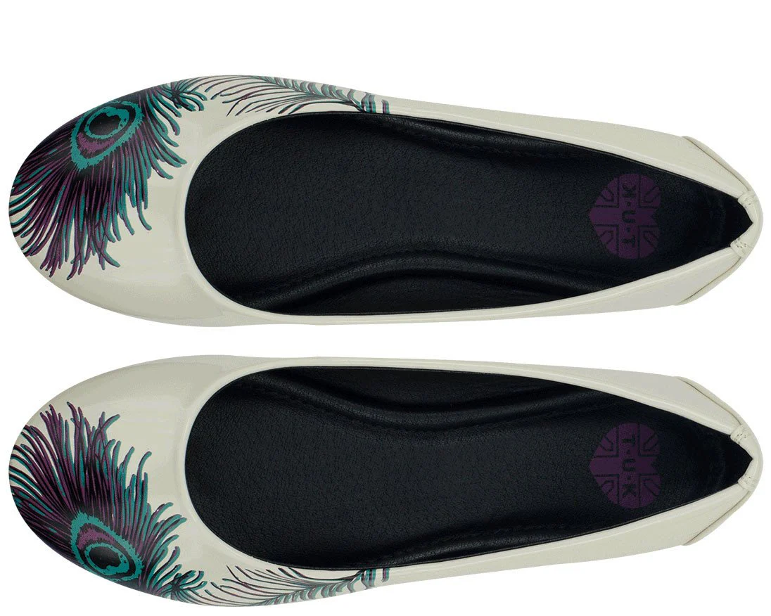 Peacock Feather Flats *ALL ITEMS FINAL SALE/NON-RETURNABLE* - Image 3