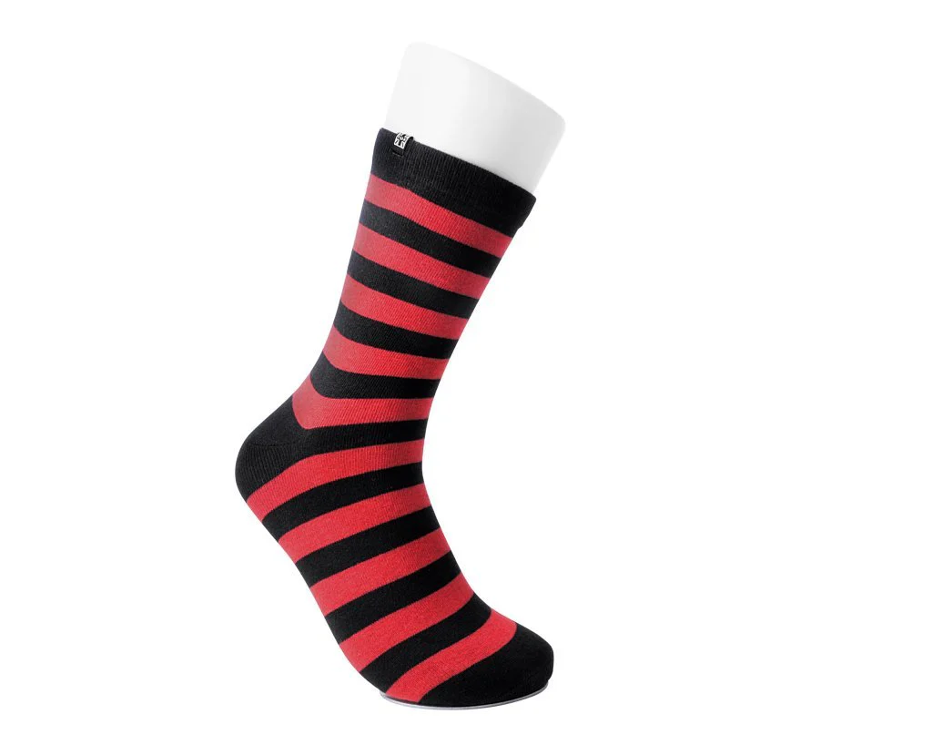 Red & Black Stripe T.U.K Men's Sock - Image 4