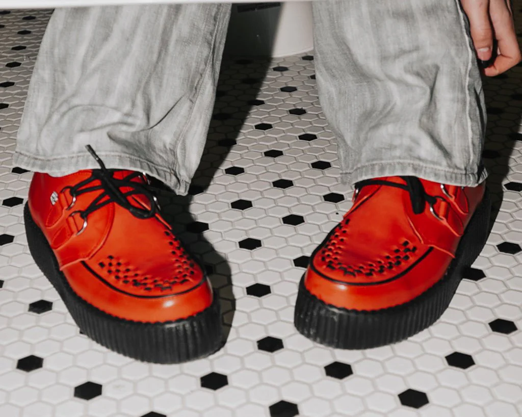 Red Brush-Off Mondo Creeper - Image 2